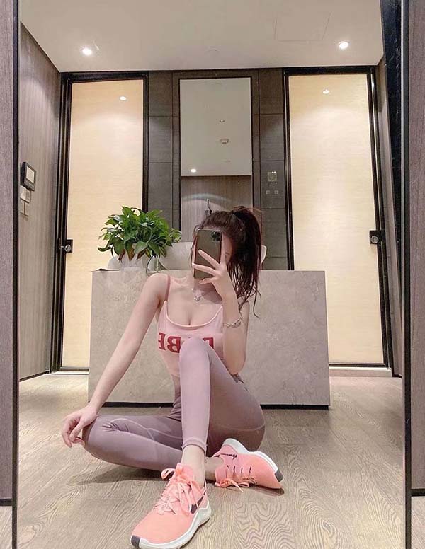 迪拜外围留学生