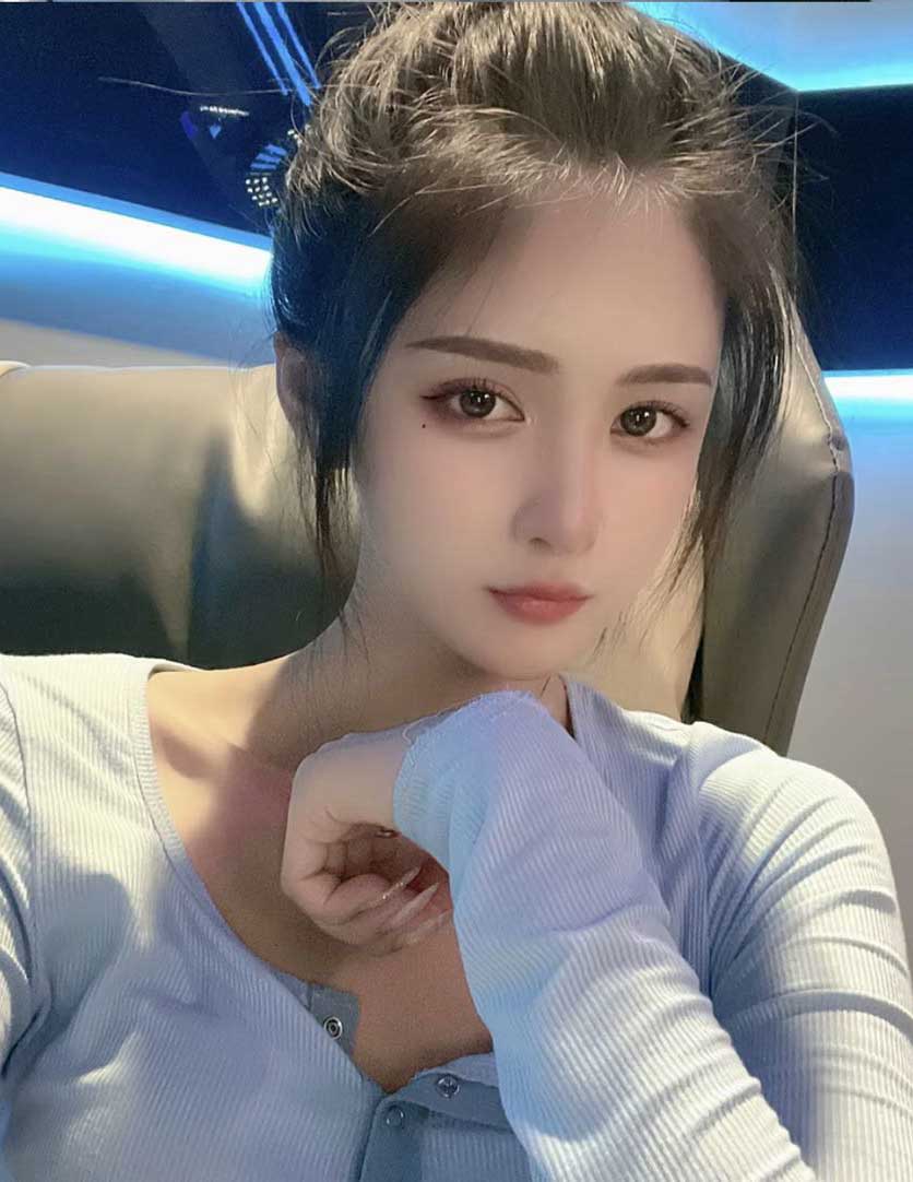 巴黎商务模特微信