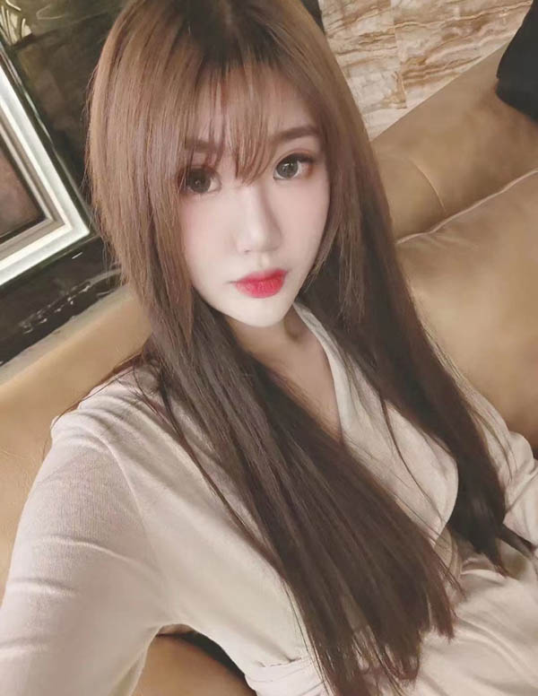 芝加哥伴游大学生